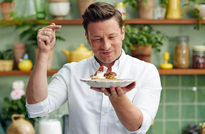 How to Make the Perfect Oatmeal for Breakfast: Jamie Oliver's Secrets of Black Rice Pudding