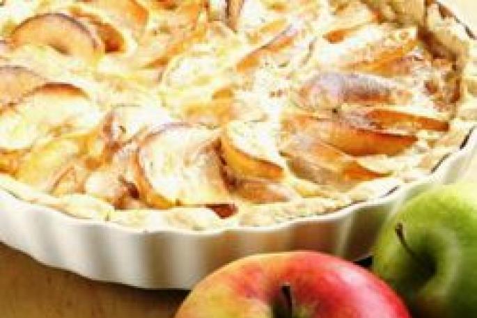 Пирог яблочный со сметанной заливкой Пирог яблочный заливной сметаной