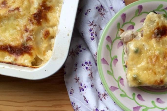 오븐의 치킨 캐서롤 - 사진과 함께 최고의 단계별 수제 요리법