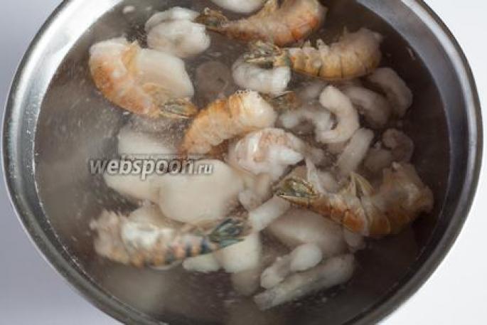 Sauté with seafood - step-by-step recipe with photos for cooking at home