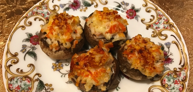 Stuffed and oven-baked champignons: the best recipes