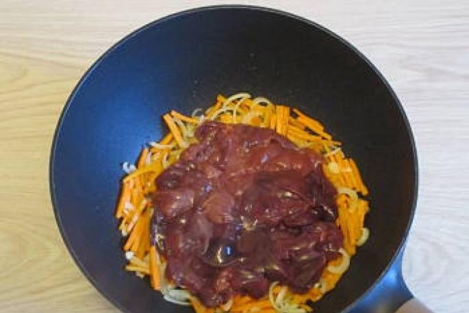 Karaciğerli tencerede köfte - özgün ve lezzetli bir yemek