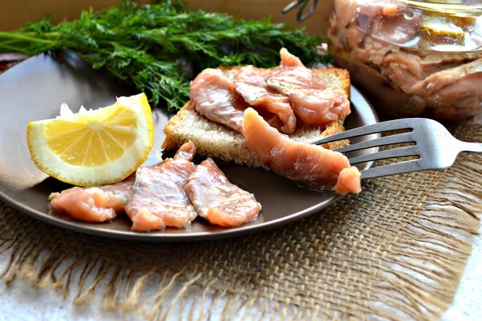 Marinated pink salmon with onions