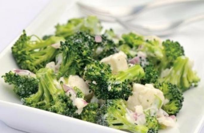 Brokoļu salātu receptes Soli pa solim brokoļu salātu recepte