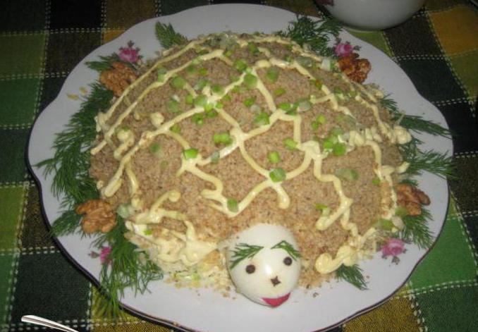 Kaplumbağa Salatası Tarifi: Tatil Masasının Dekorasyonu Kaplumbağa Salatası Tarifi: Tatil Masasının Dekorasyonu