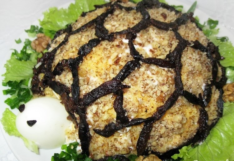 Kaplumbağa Salatası Tarifi: Tatil Masasının Dekorasyonu Kaplumbağa Salatası Tarifi: Tatil Masasının Dekorasyonu